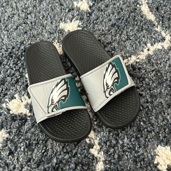 Kids Eagles Sandals - Picture 1 of 5